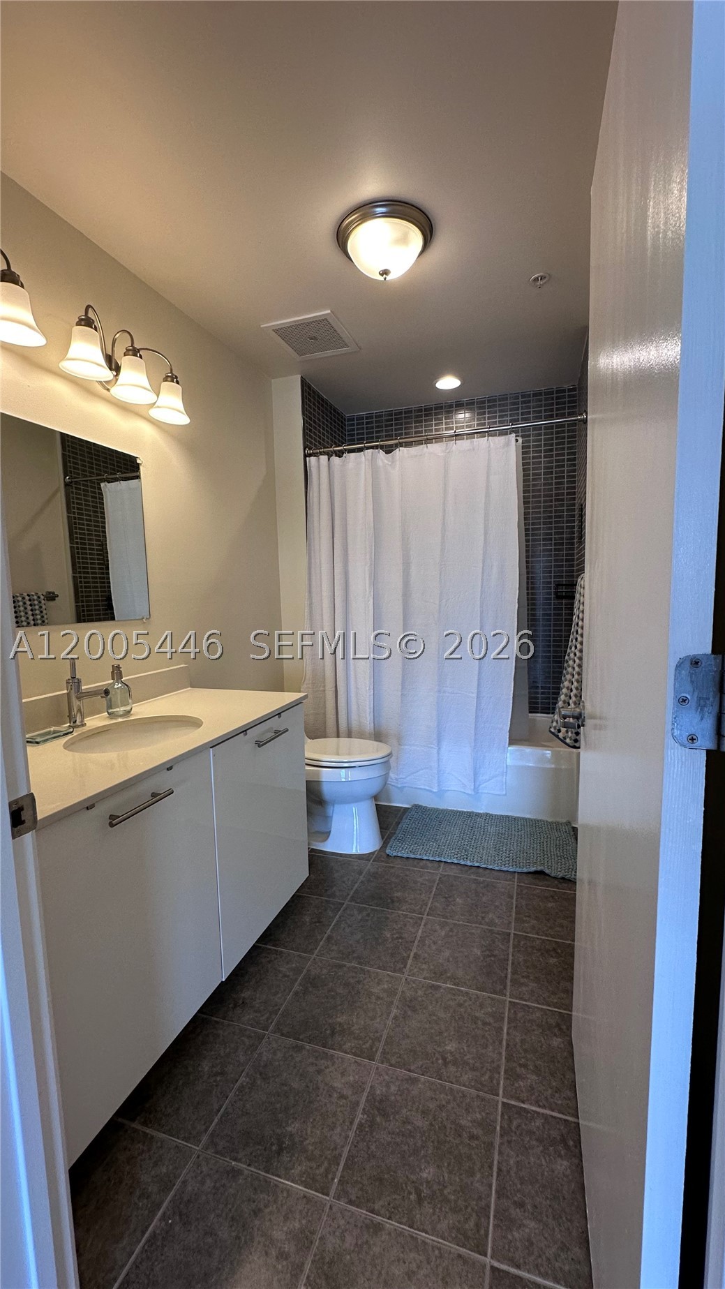 3470 E Coast Ave H1503 Property Photo 9