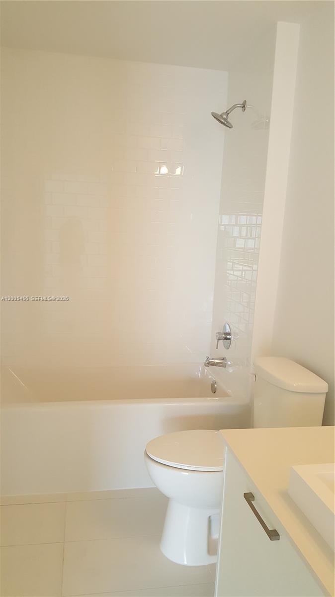 151 Se 1st St 1609 Property Photo 10