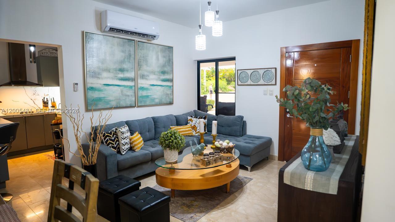 4 Don Pablo Property Photo 5