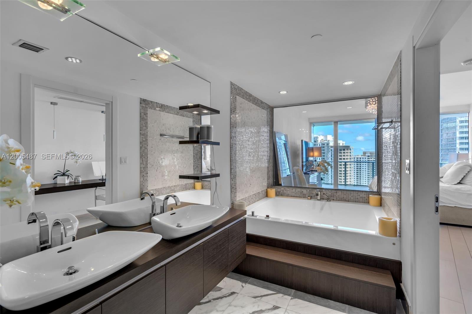 200 Biscayne Boulevard Way 3407 Property Photo 9