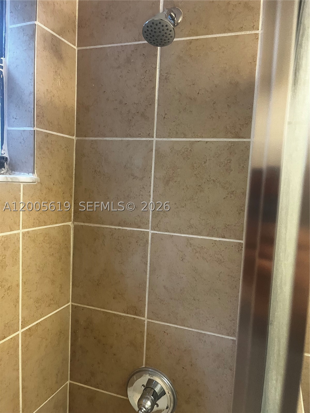 2255 W 55th St 2 Property Photo 13