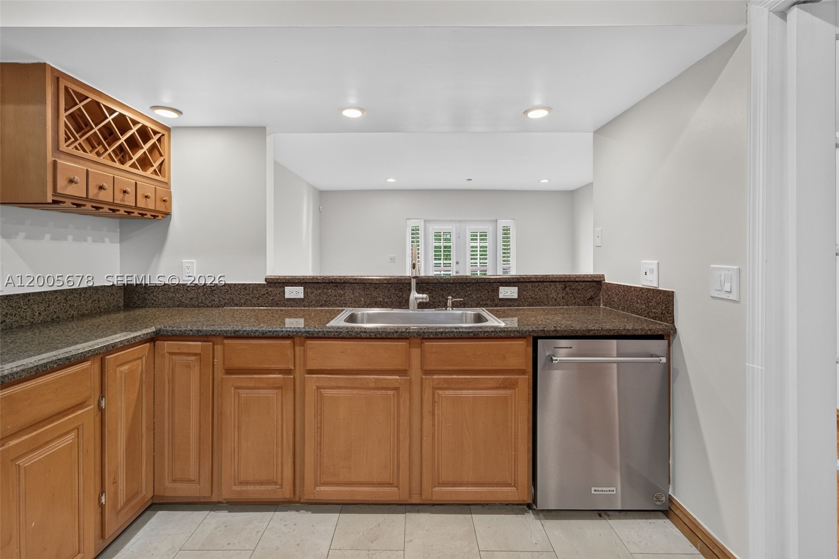1237 Aduana Ave Property Photo 8