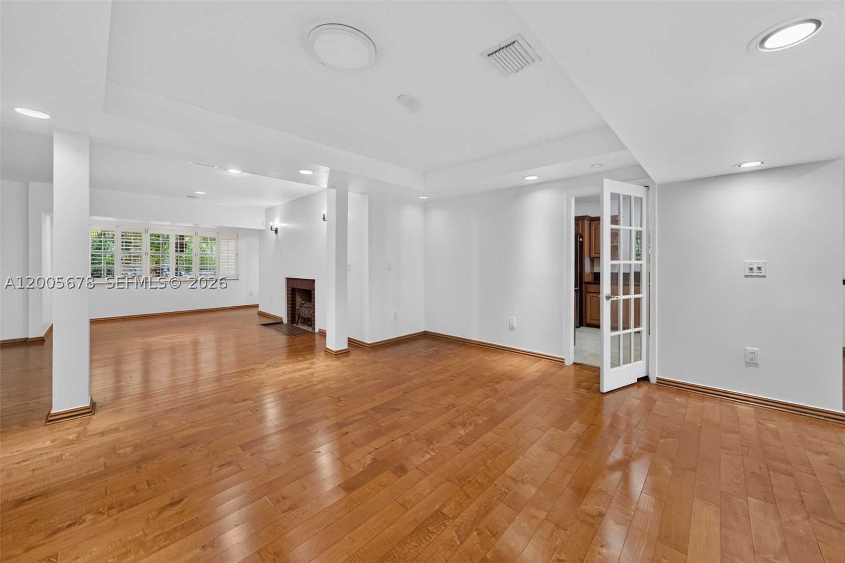 1237 Aduana Ave Property Photo 18