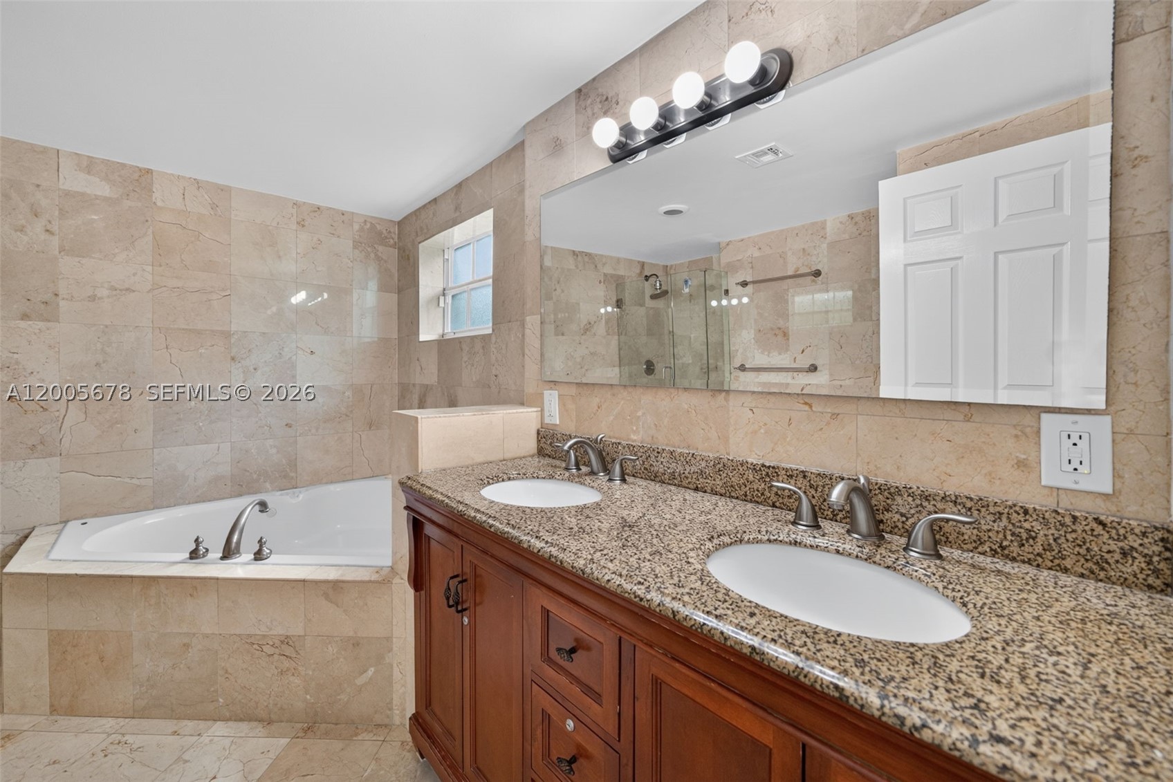 1237 Aduana Ave Property Photo 30
