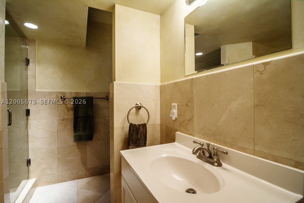 1237 Aduana Ave Property Photo 38