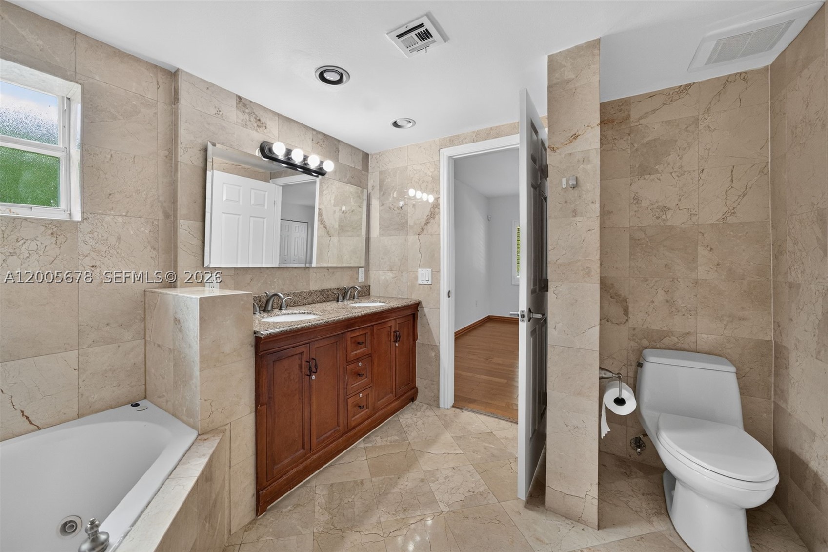 1237 Aduana Ave Property Photo 45