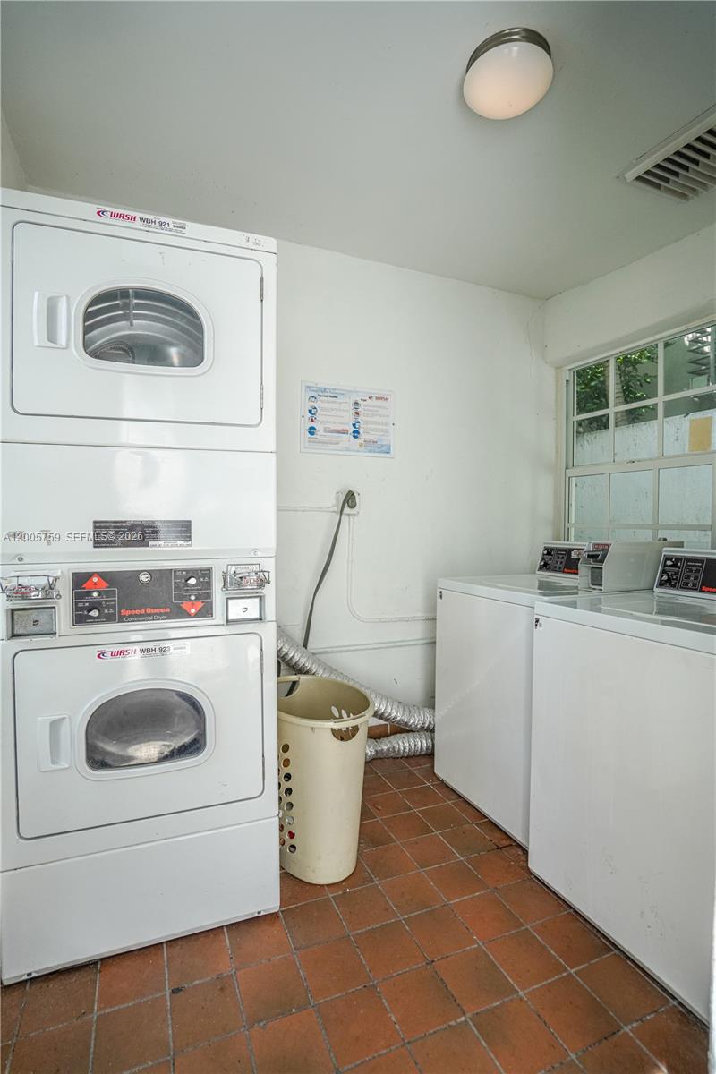 920 Pennsylvania Ave 206 Property Photo 10