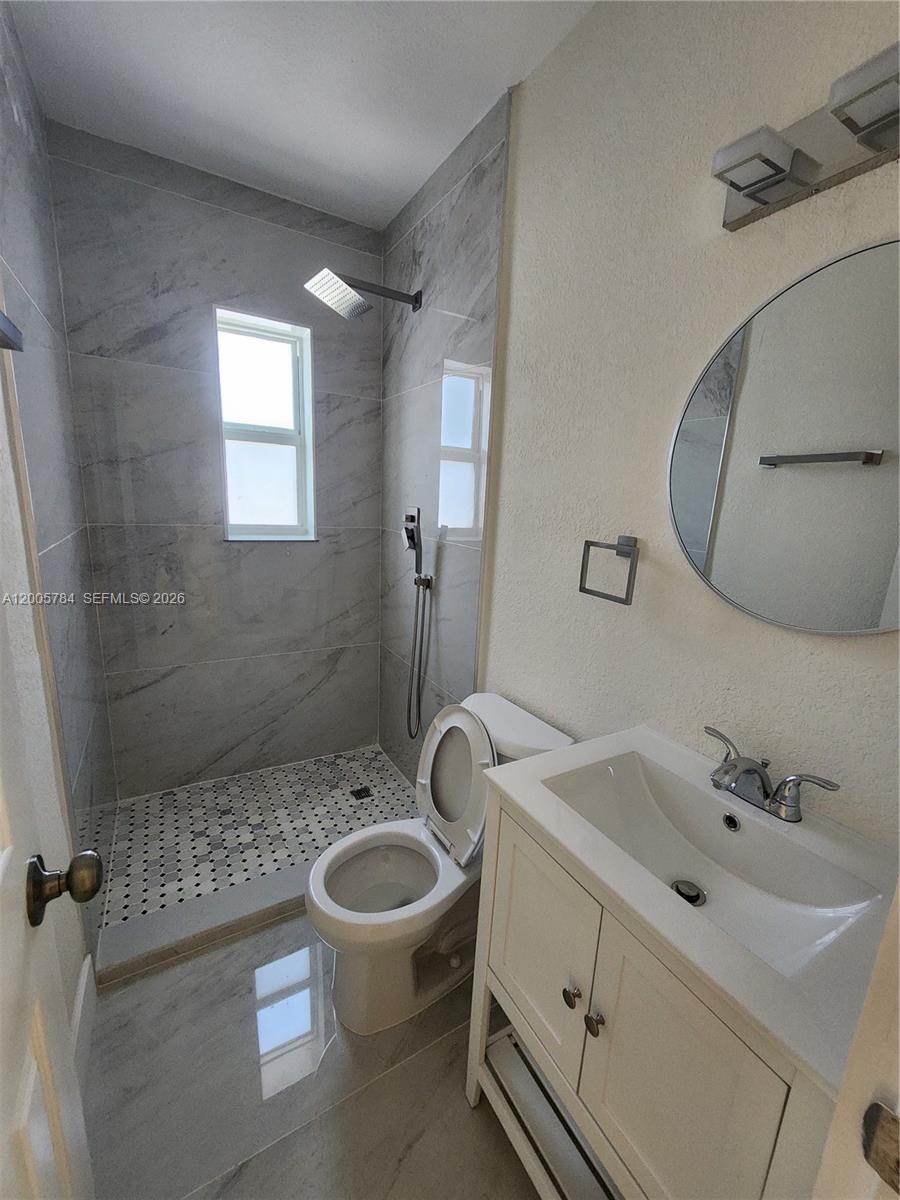 815 Ne 134th St Property Photo 10