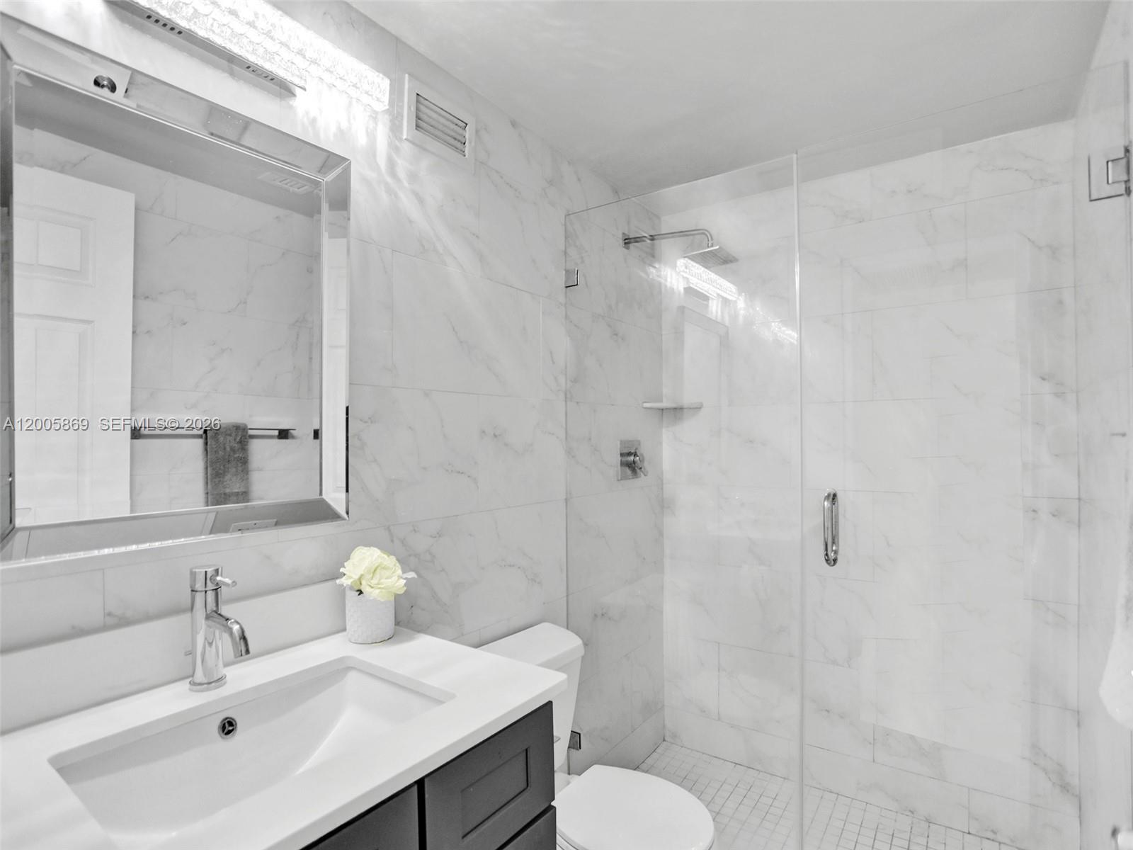 2501 S Ocean Dr 415 Property Photo 7
