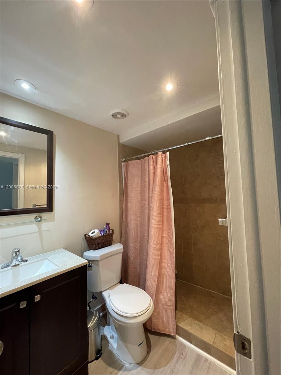 8500 Sw 109th Ave 6-229 Property Photo 10