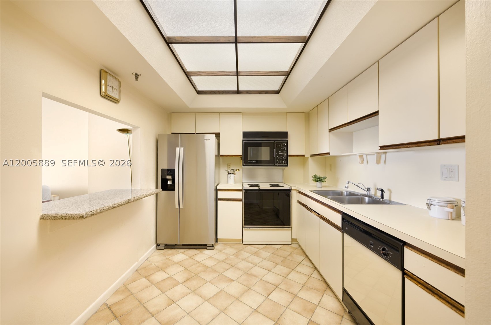 520 Brickell Key Dr A1001 Property Photo 11