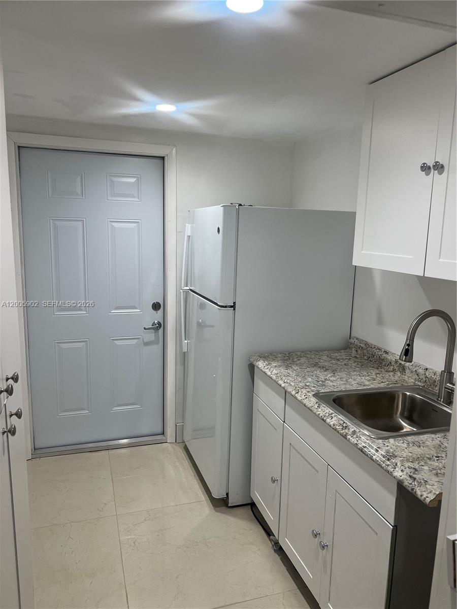 9945 Sw 164th Ter 1 Property Photo 3