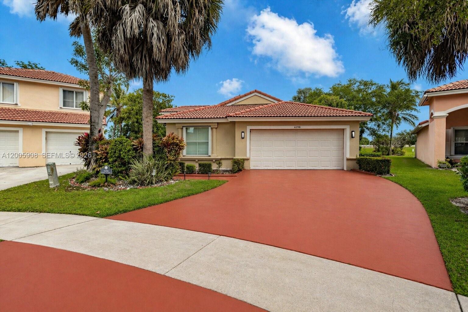 6298 Harbour Chase Dr Property Photo 1