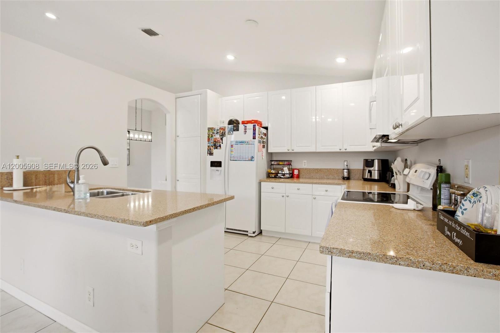 6298 Harbour Chase Dr Property Photo 7