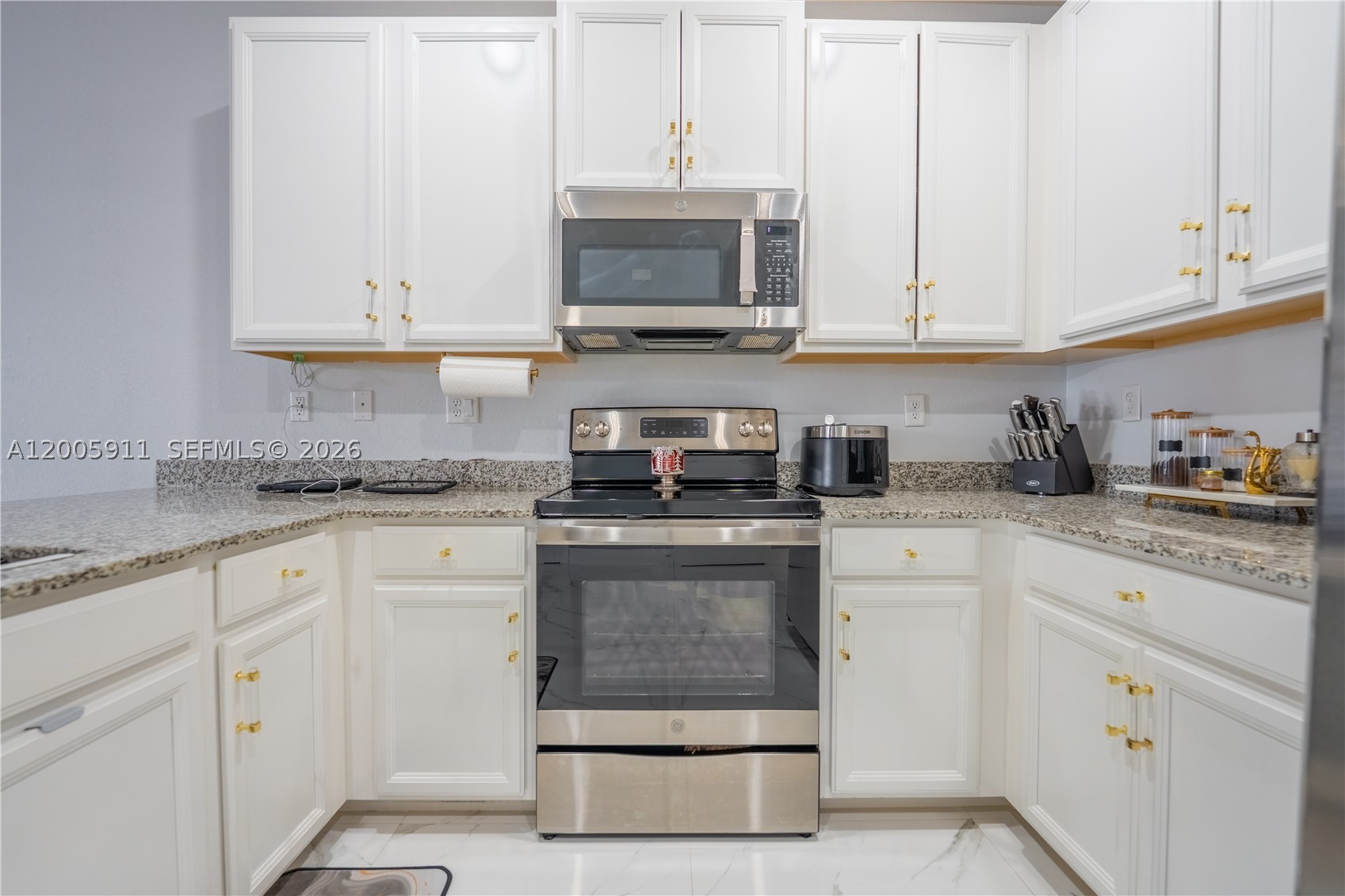 A12005911 Property Photo 21