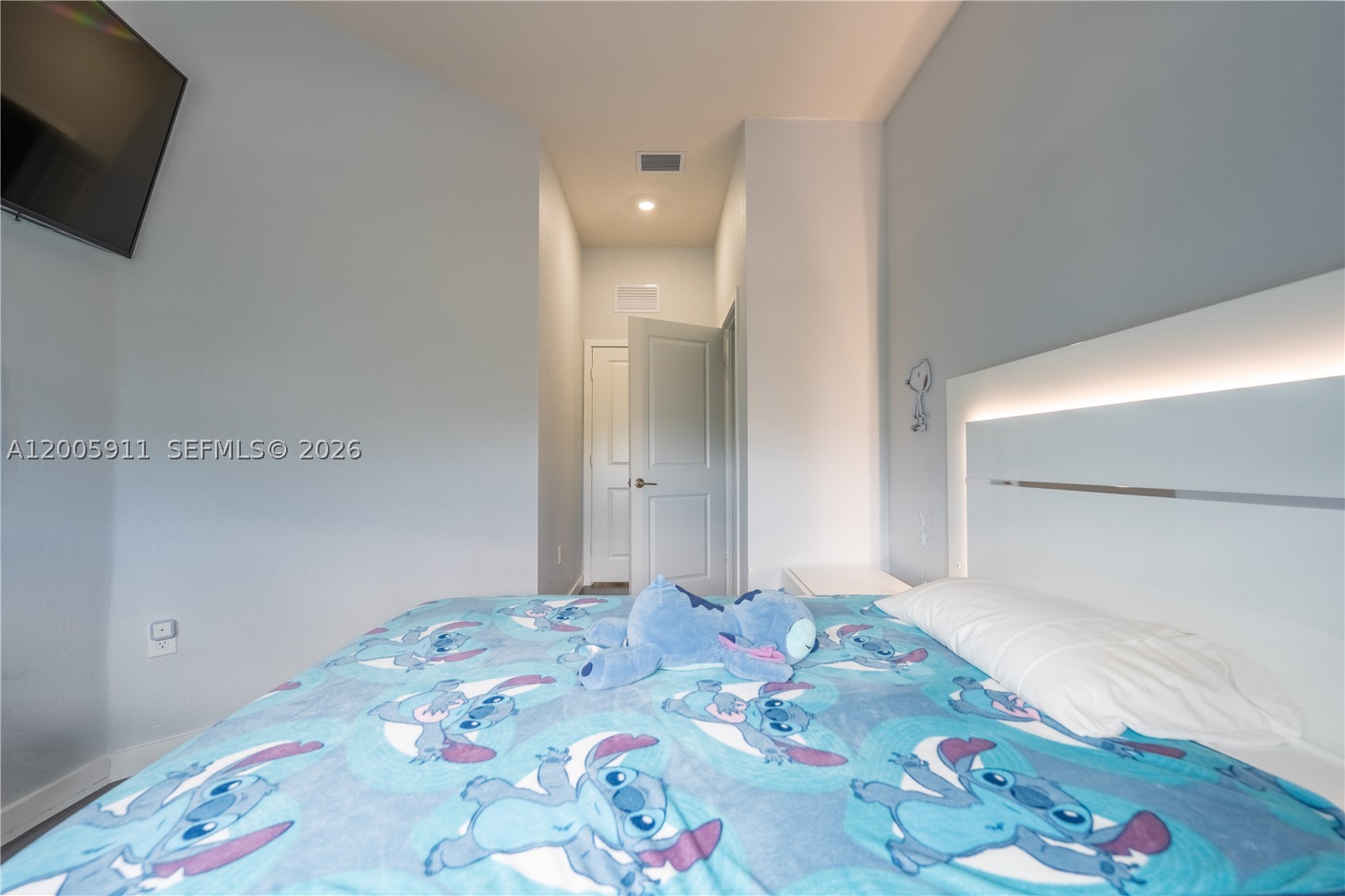A12005911 Property Photo 36