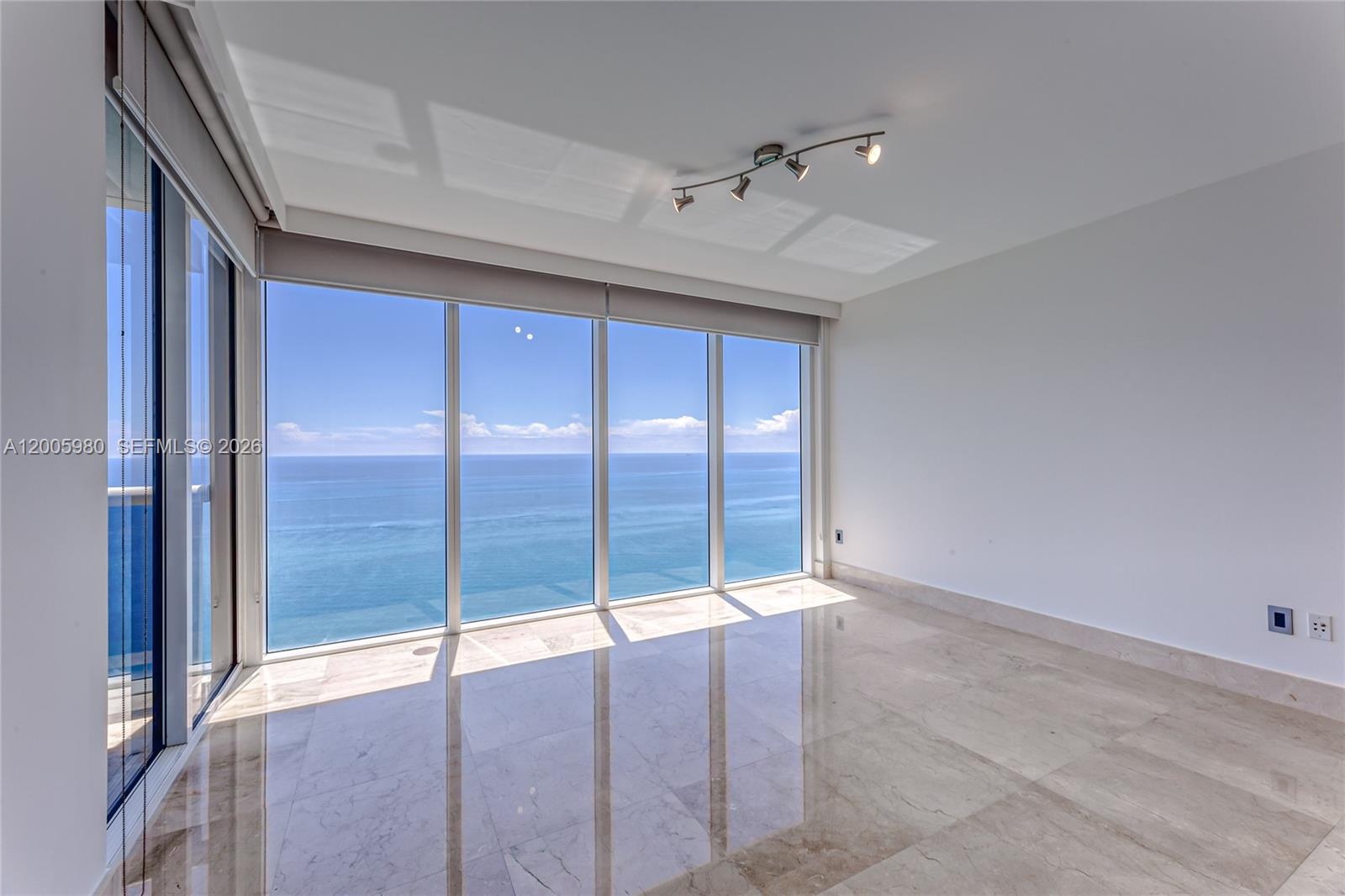 1830 S Ocean Dr 4601 Property Photo 8