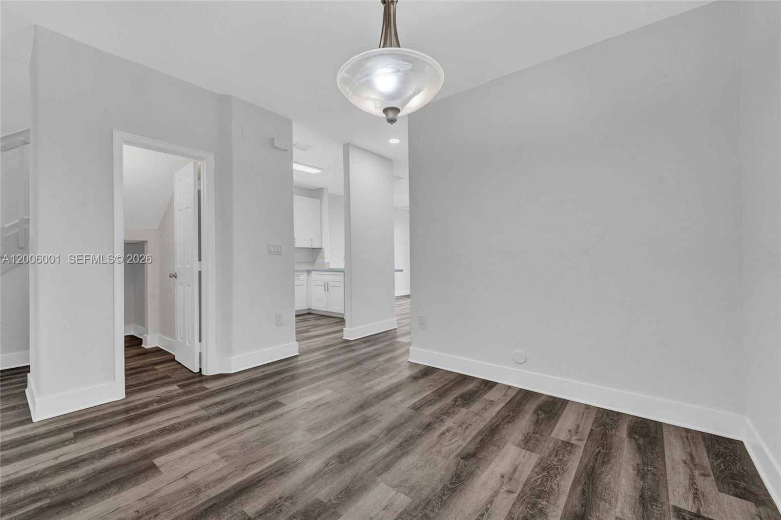 1435 Se 25th Ave Property Photo 6