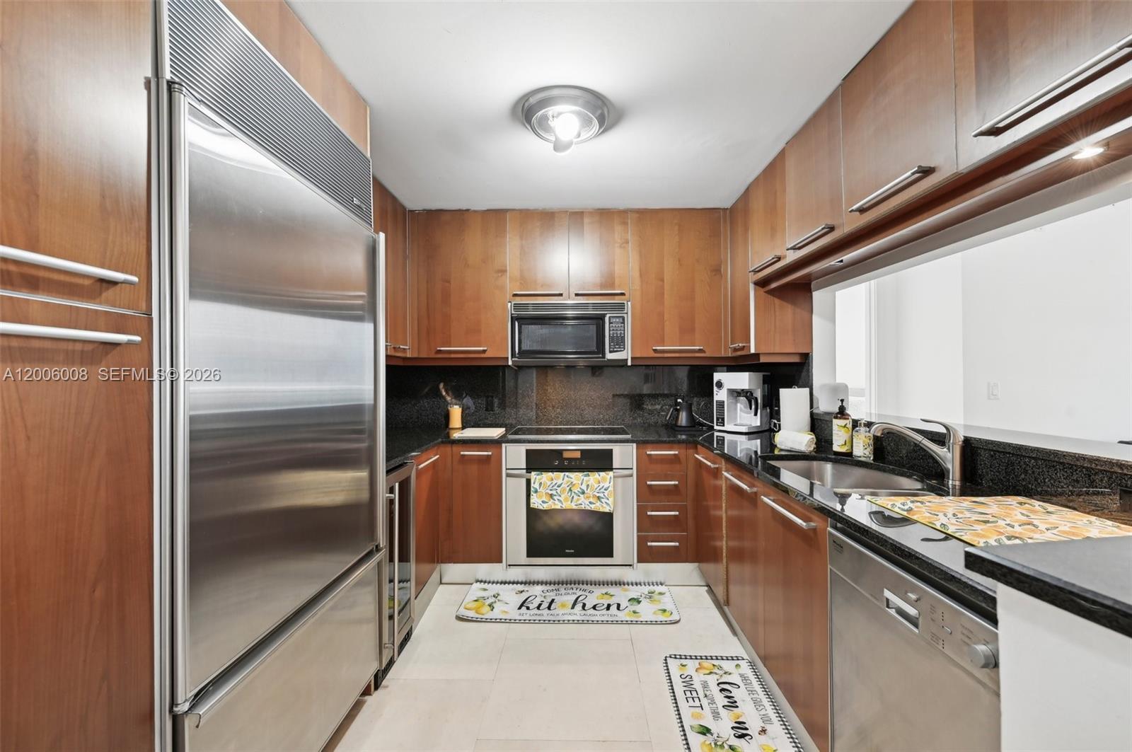 901 Brickell Key Blvd 1009 Property Photo 5