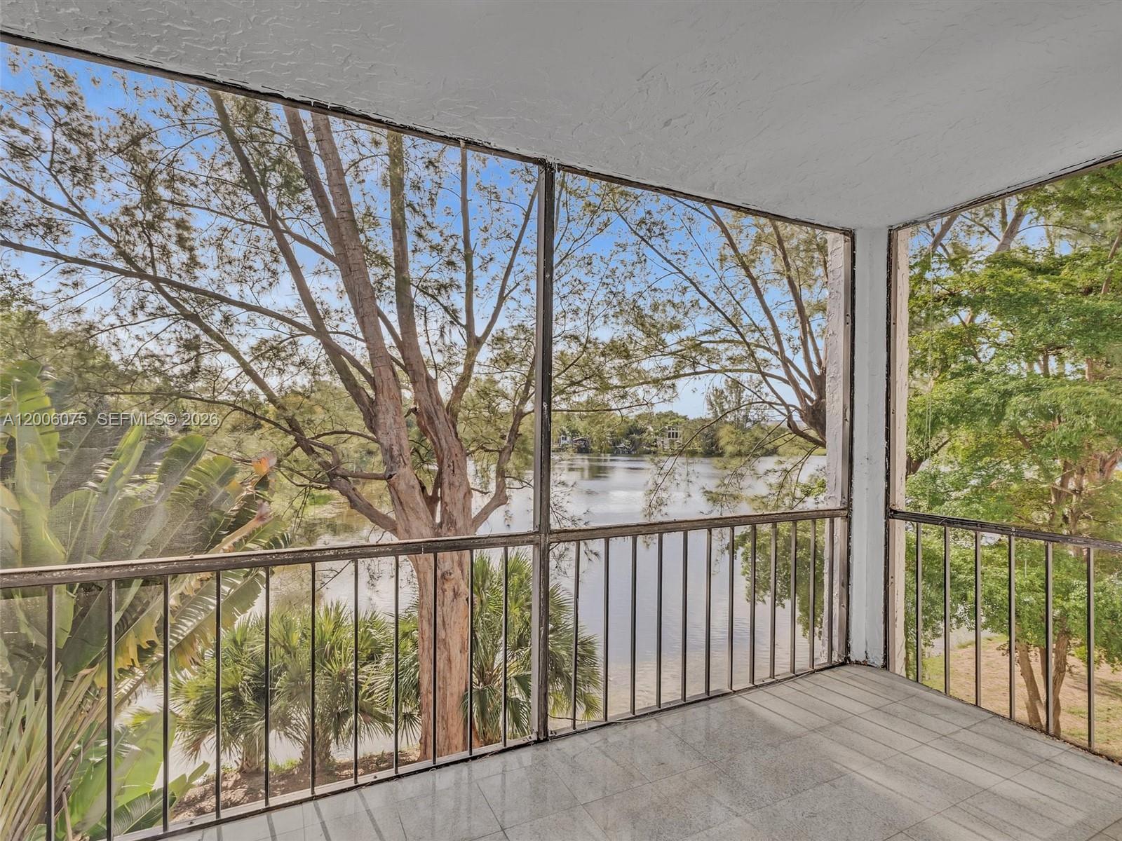 3360 Spanish Moss Ter 305 Property Photo 9