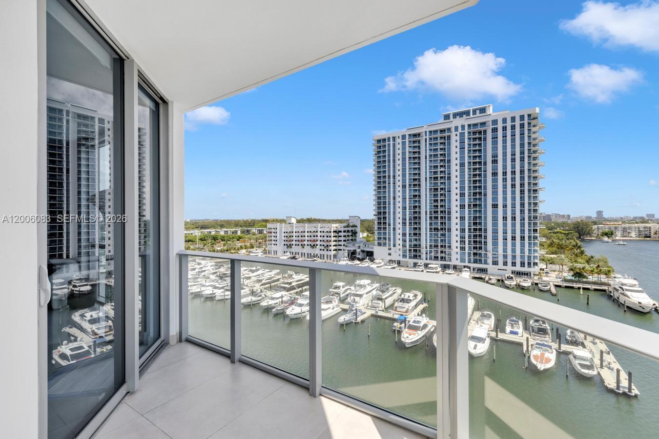17111 Biscayne Blvd 909 Property Photo 3