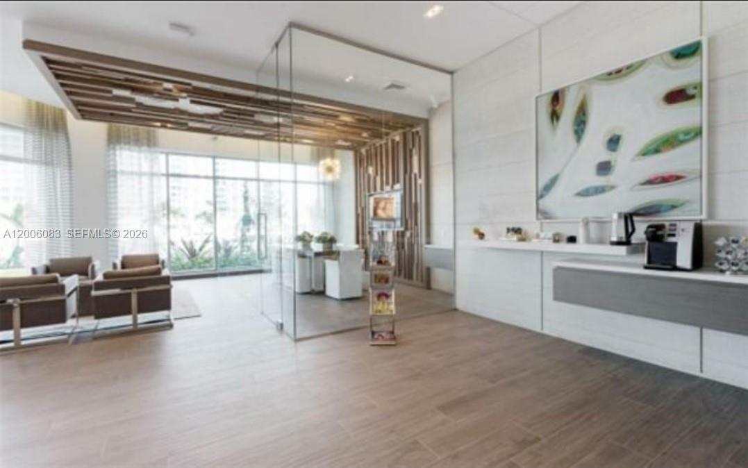 17111 Biscayne Blvd 909 Property Photo 77