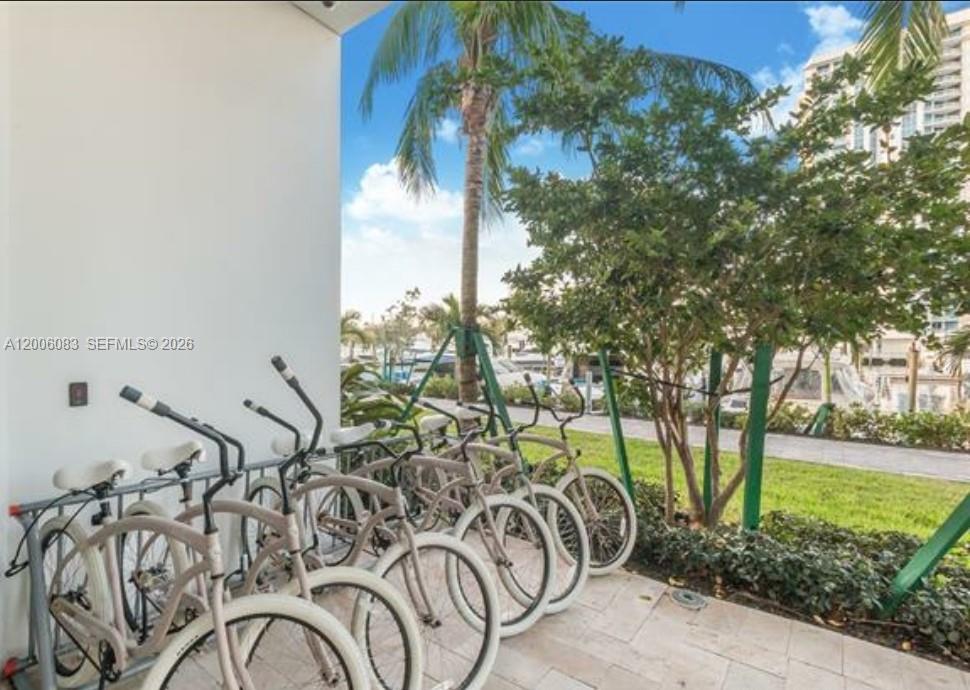 17111 Biscayne Blvd 909 Property Photo 86