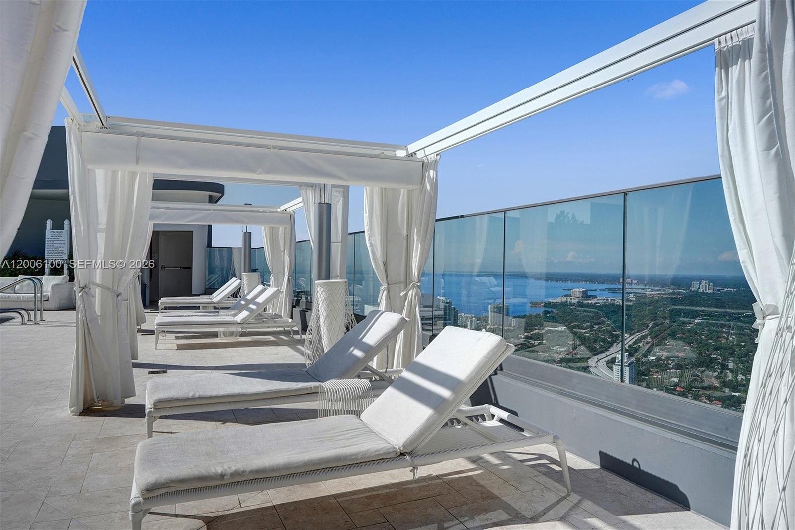 1000 Brickell Plaza Ph5106 Property Photo 12