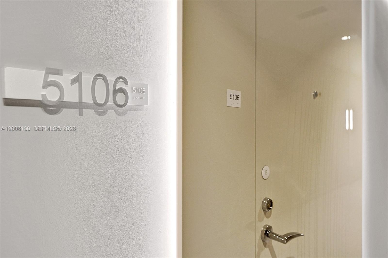 1000 Brickell Plaza Ph5106 Property Photo 18