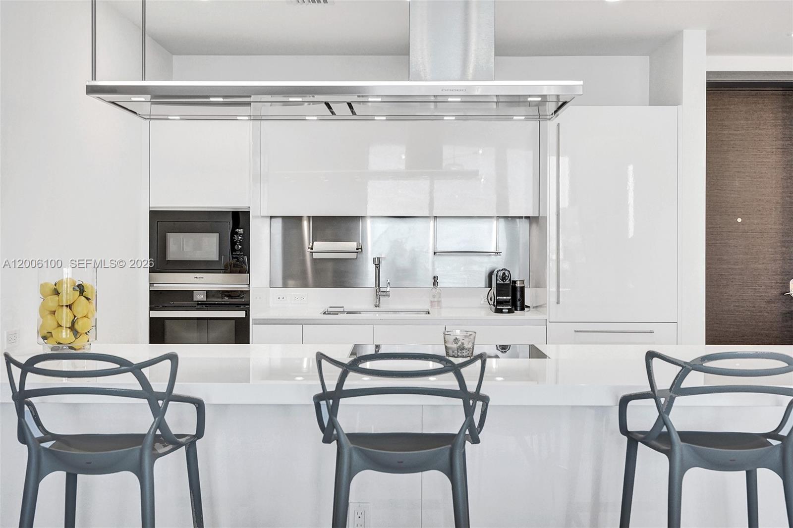 1000 Brickell Plaza Ph5106 Property Photo 30