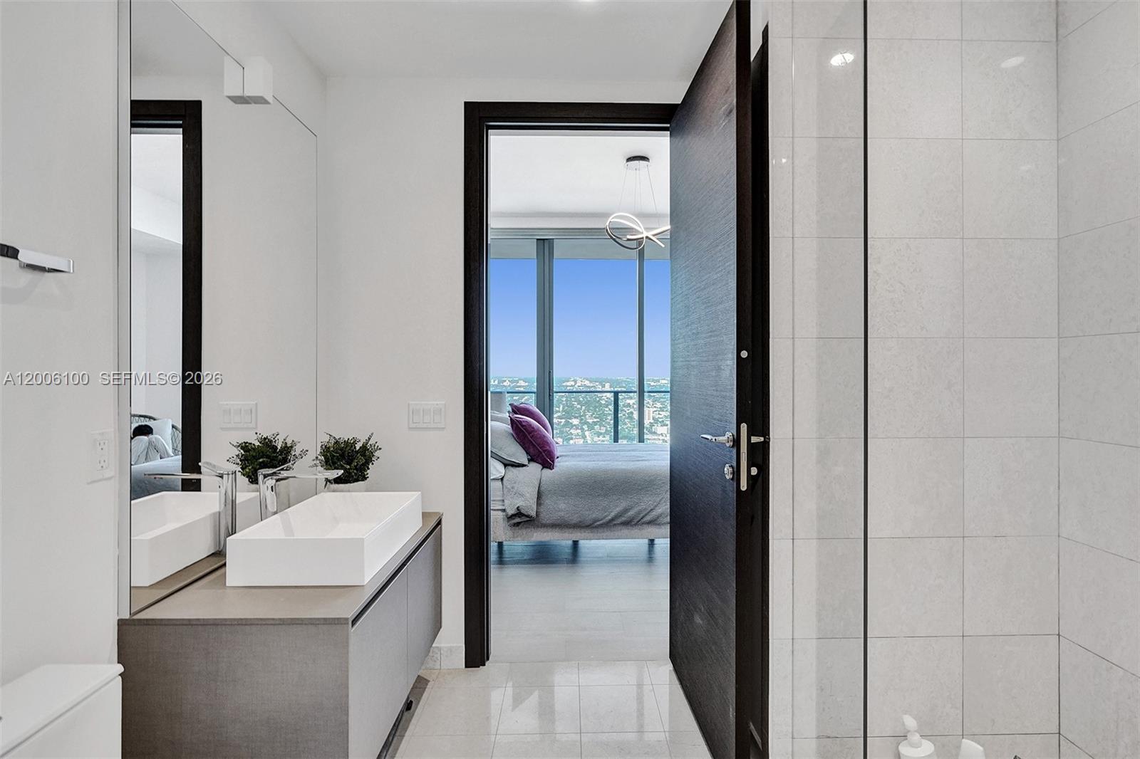 1000 Brickell Plaza Ph5106 Property Photo 39