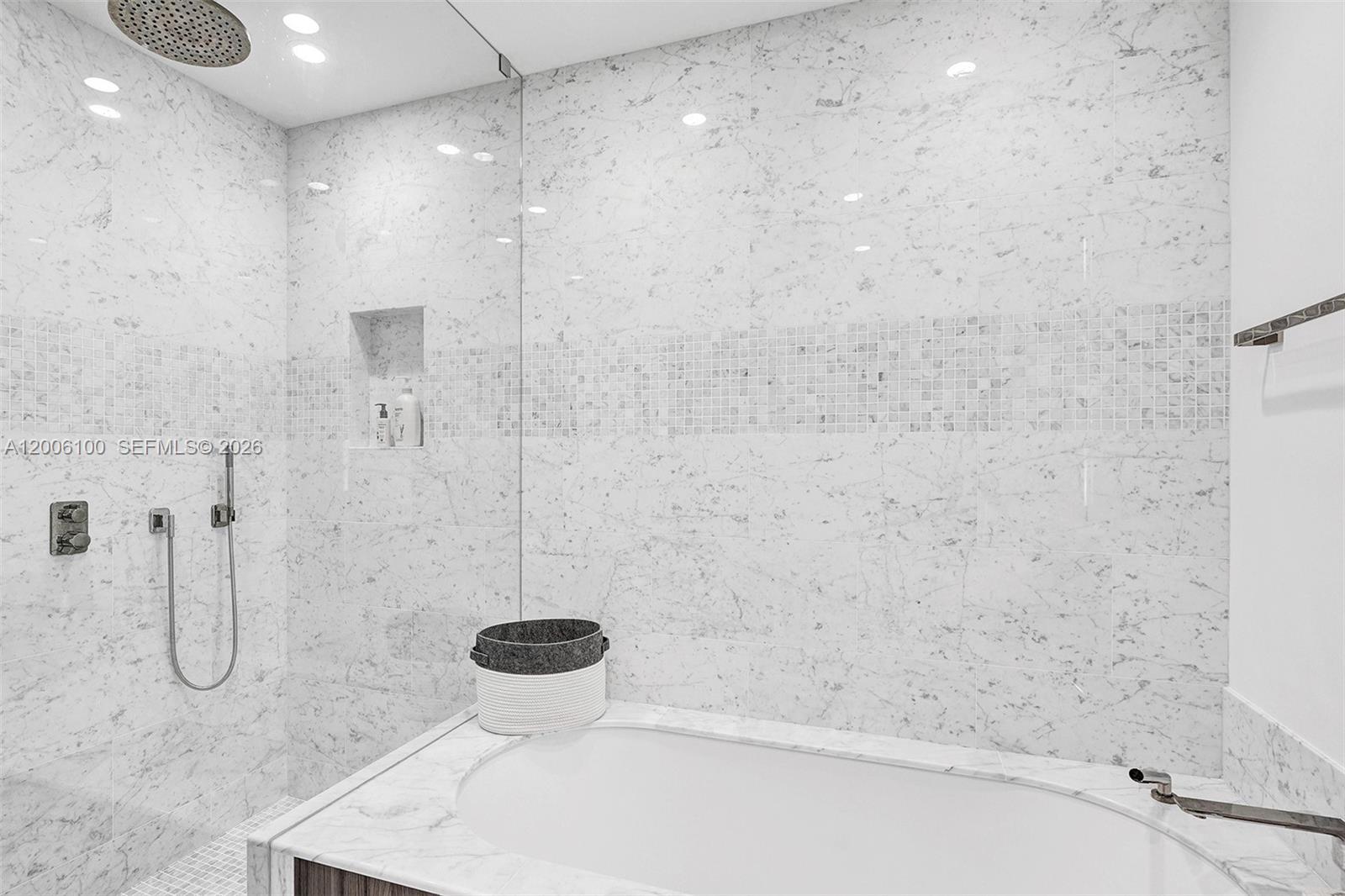 1000 Brickell Plaza Ph5106 Property Photo 49