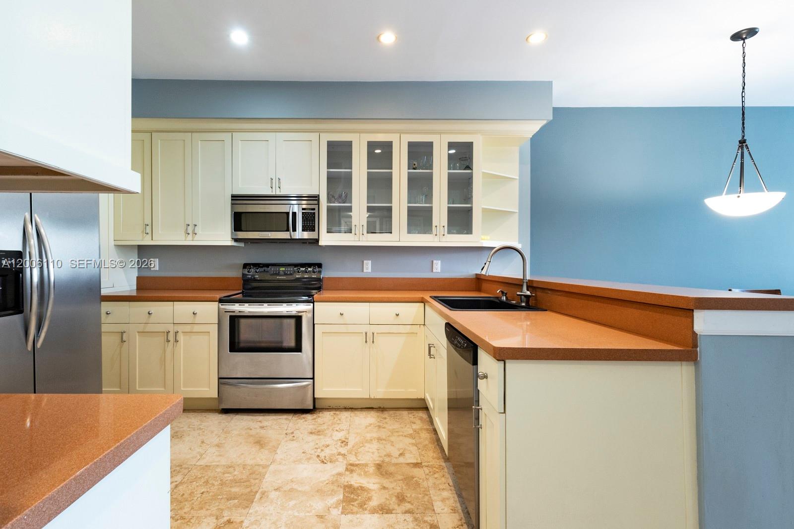 5 Island Ave Le Property Photo 2
