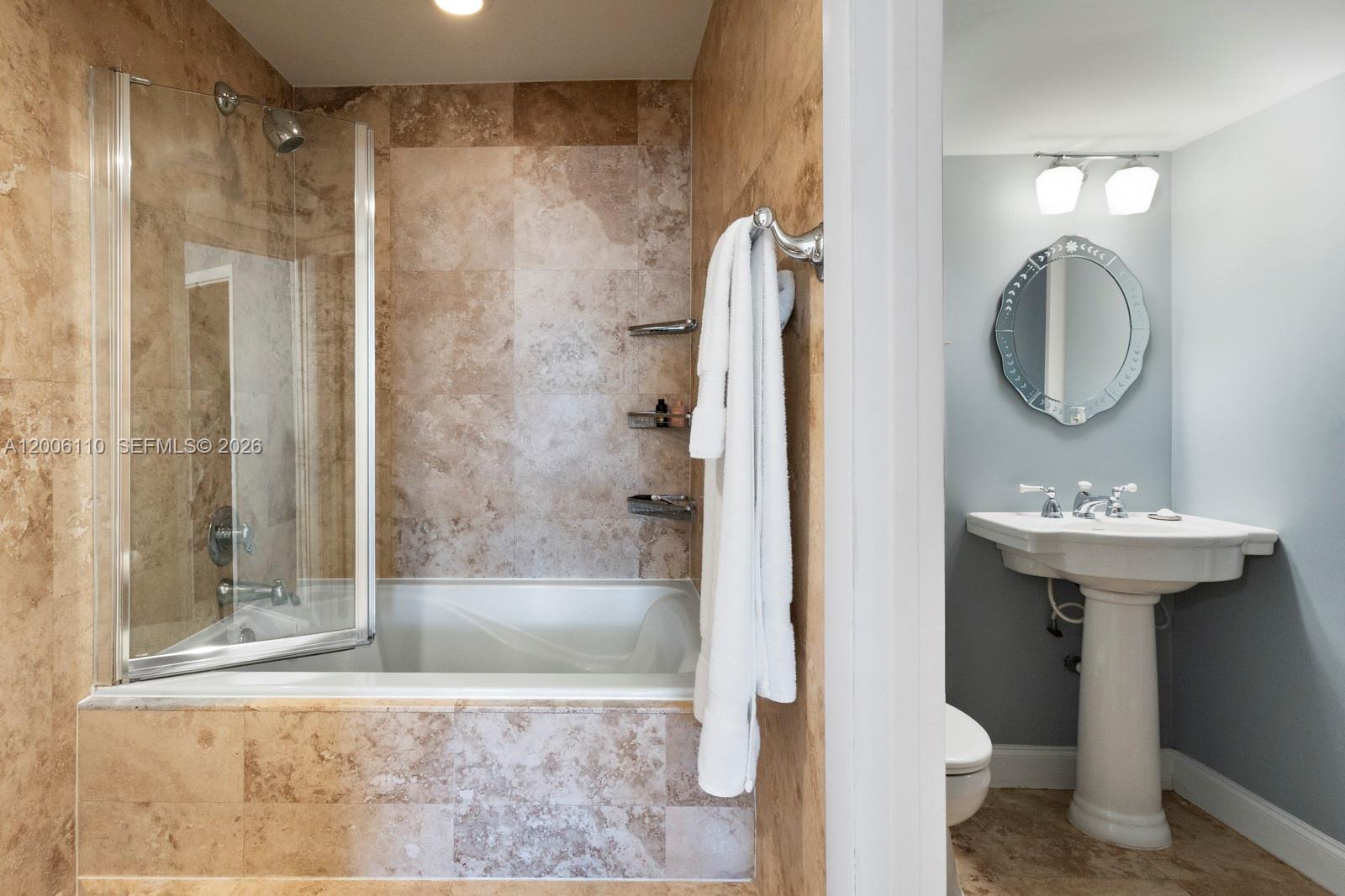 5 Island Ave Le Property Photo 10