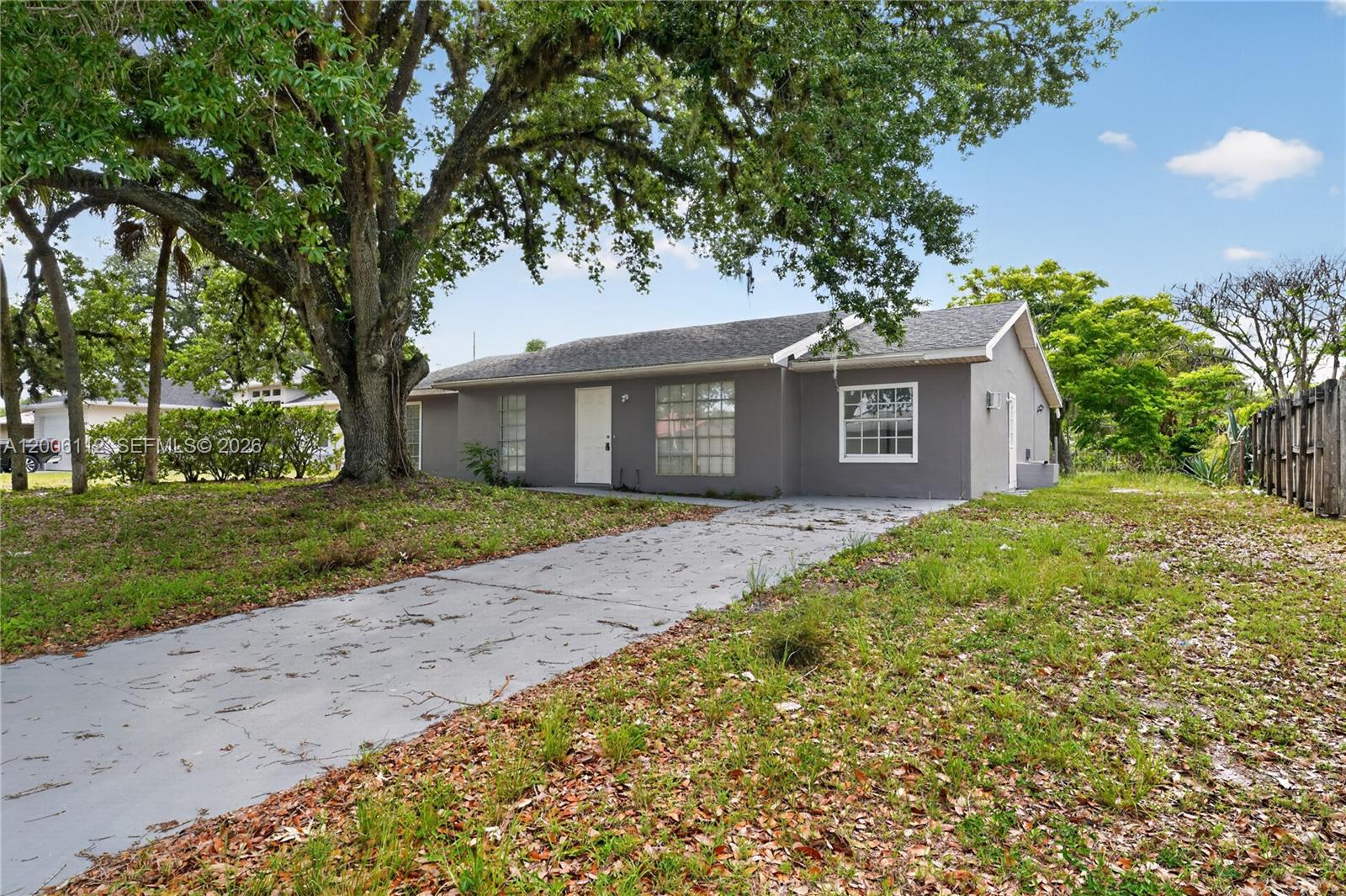 4030 School Cir Property Photo 3