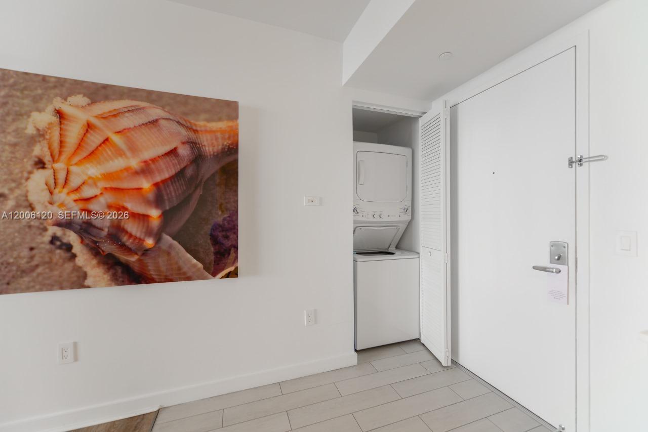 2602 E Hallandale Beach Blvd R1907 Property Photo 25