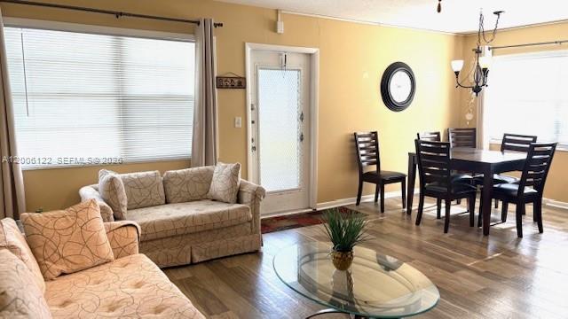 1044 Harwood D D Property Photo 5
