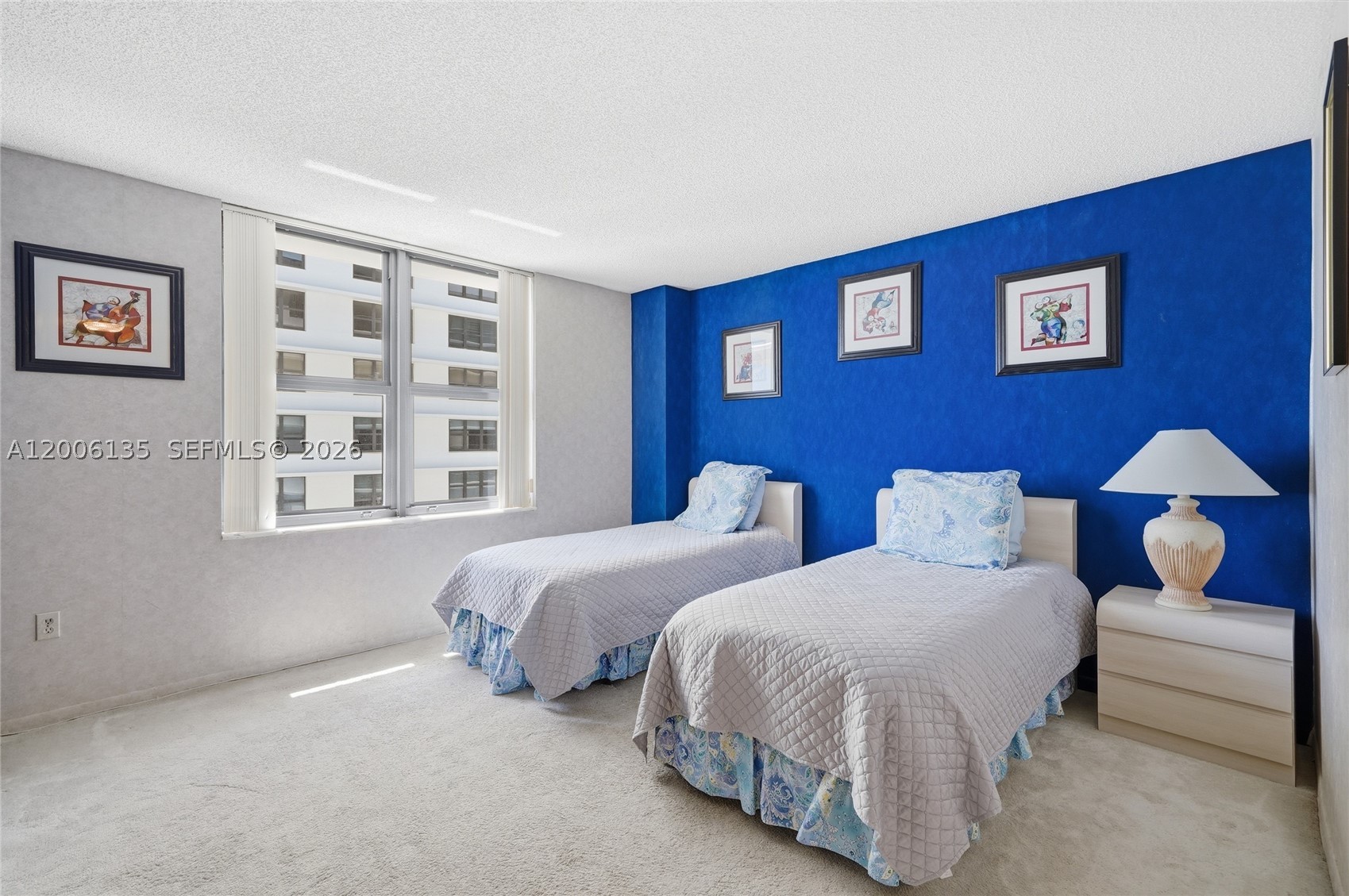 9801 Collins Ave 14d Property Photo 33