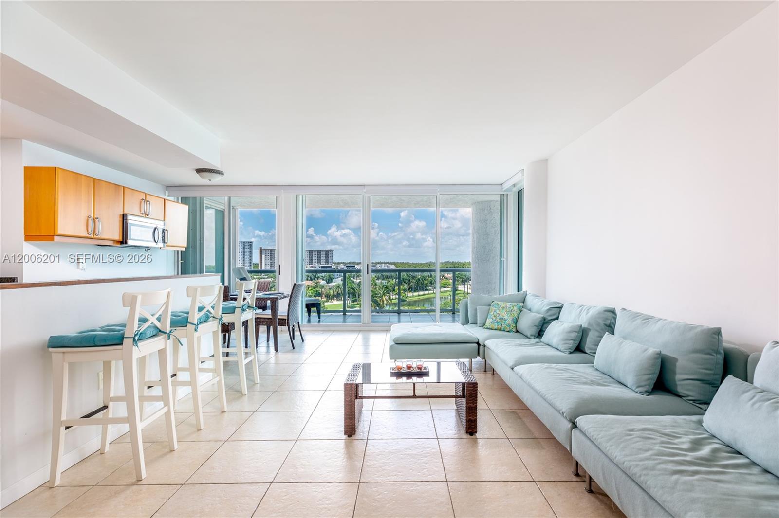 16500 Collins Ave 655 Property Photo 8