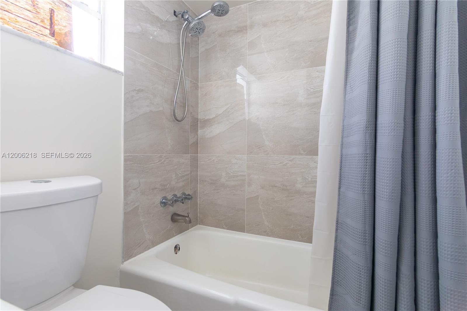 3600 Ne 170th St 308 Property Photo 26