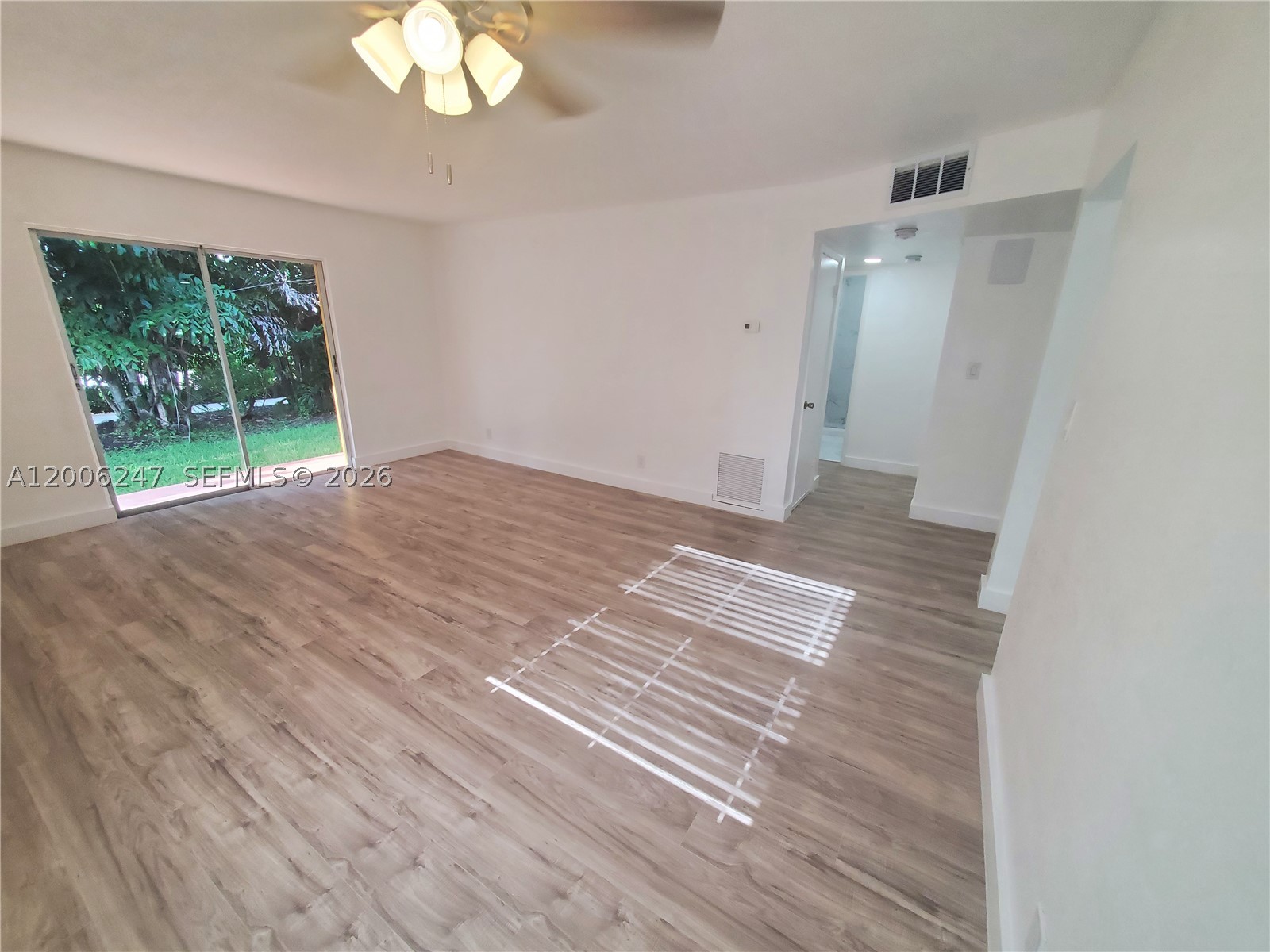 9203 Nw 38th Dr 2 Property Photo 8