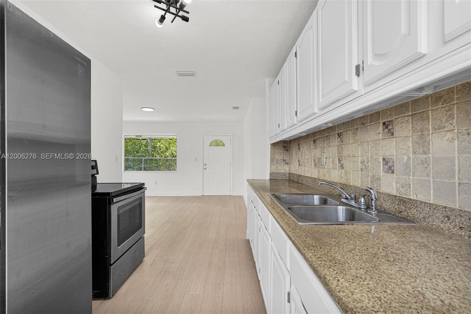 153 Nw 42nd St 1 Property Photo 10