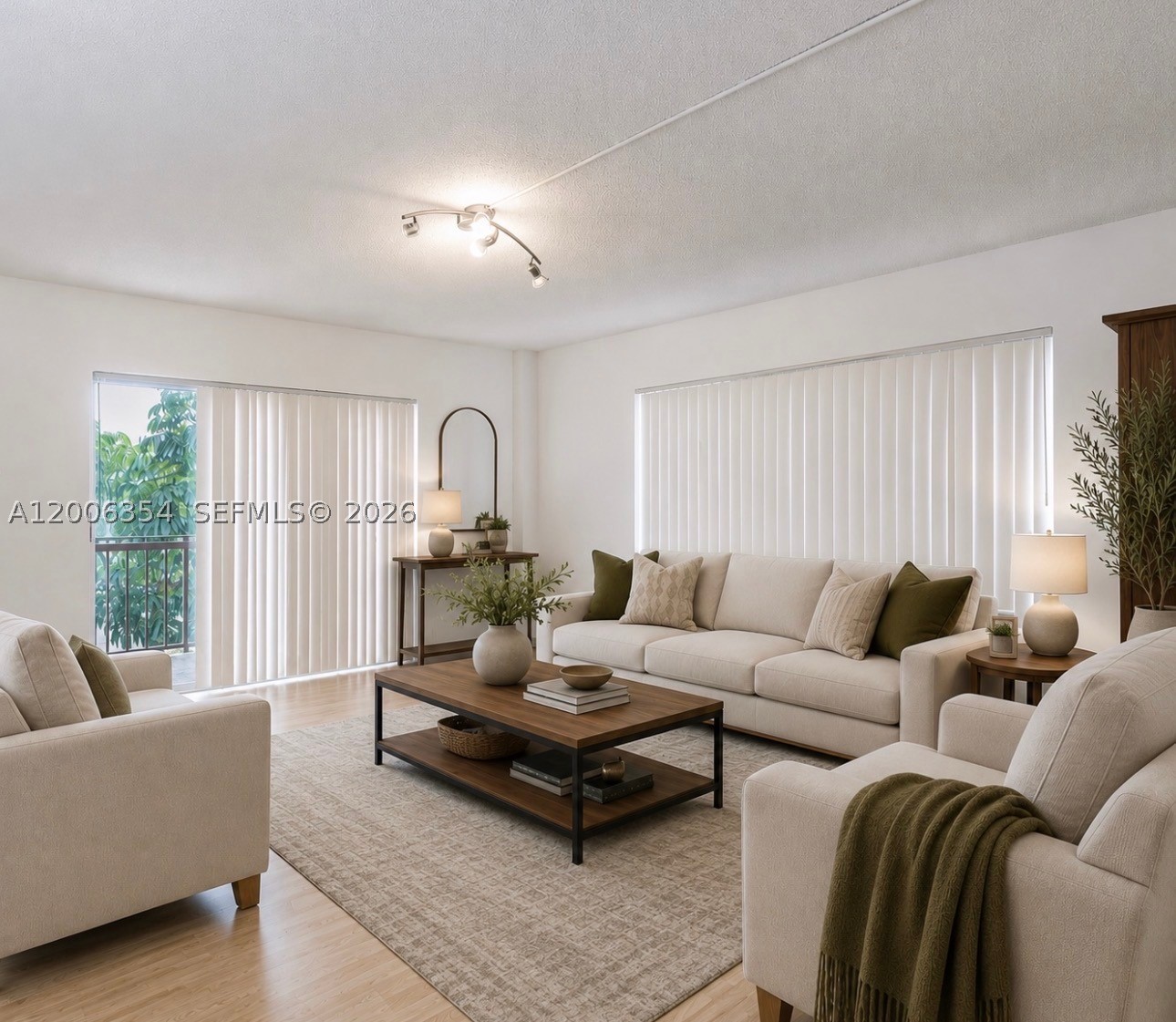 4174 Inverrary Dr 202 Property Photo 1
