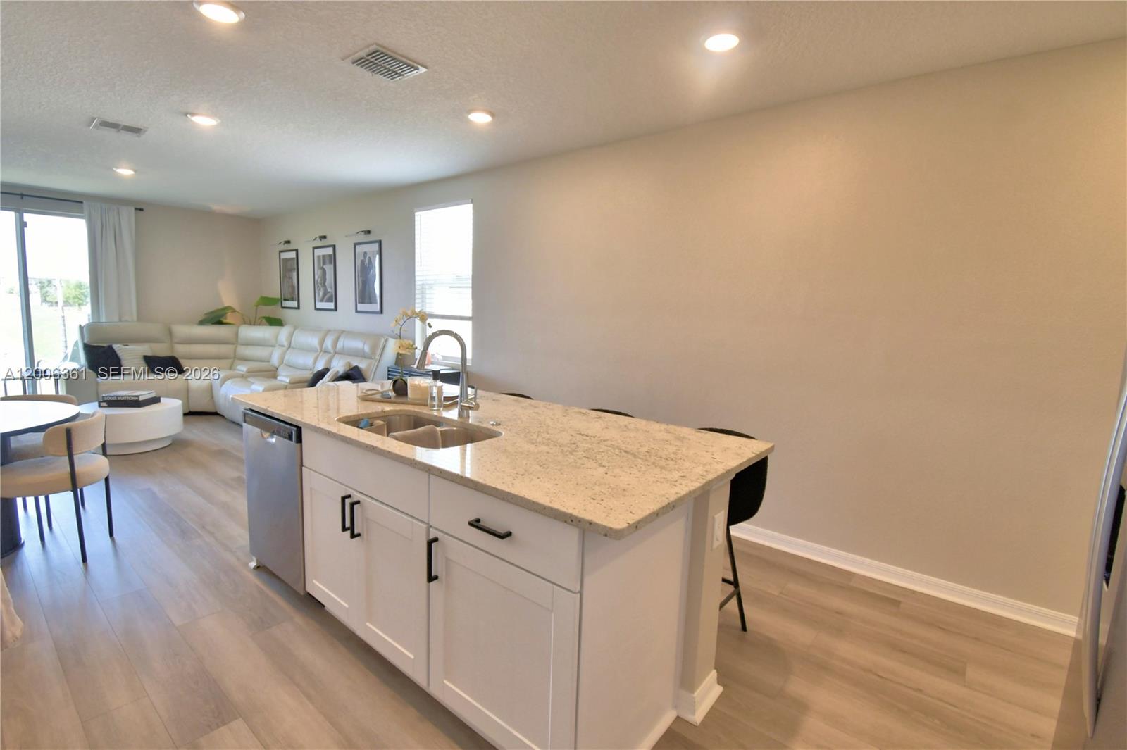 3563 Broadwing Blvd. Property Photo 3
