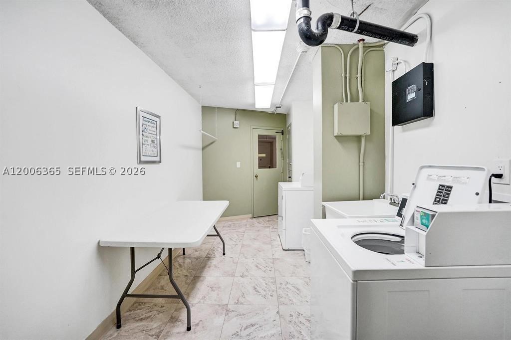 100 Golden Isles Dr 810 Property Photo 6