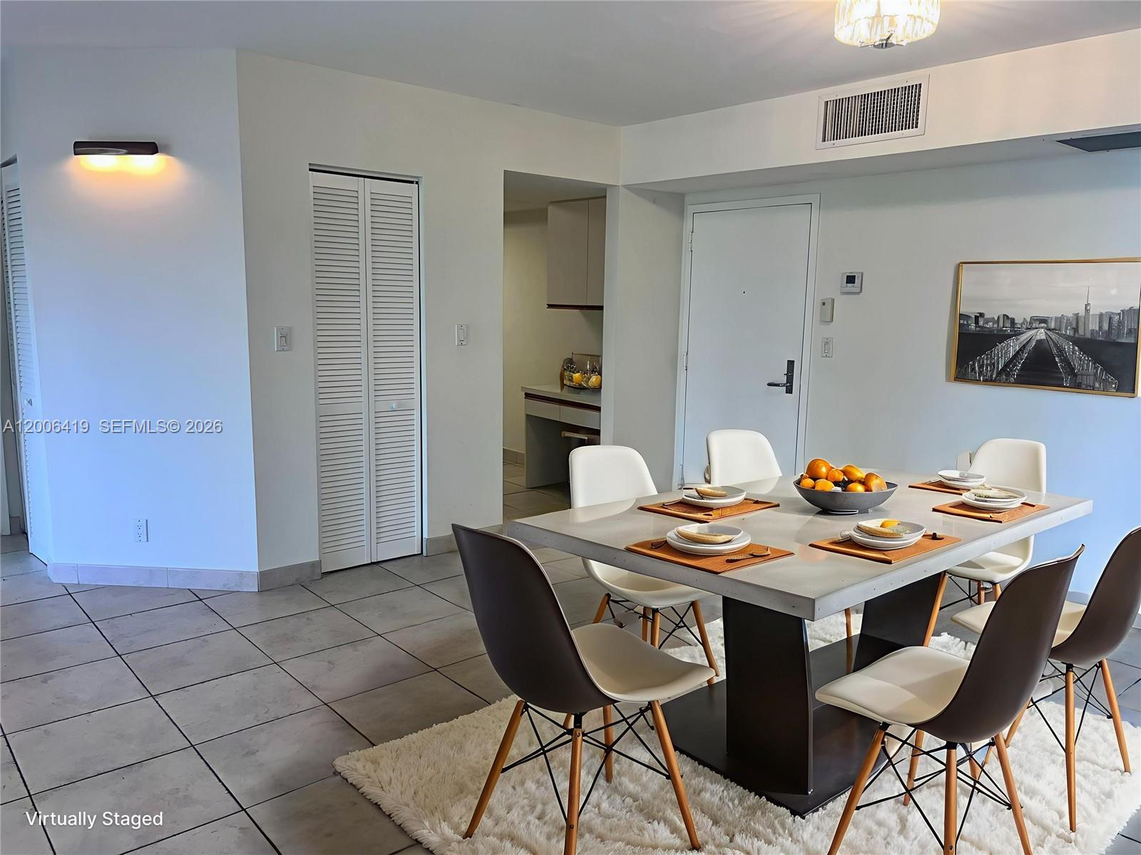 3600 Mystic Pointe Dr 511 Property Photo 2