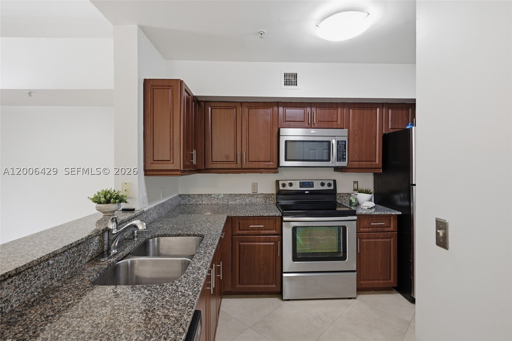 2451 Centergate Dr 303 Property Photo 1