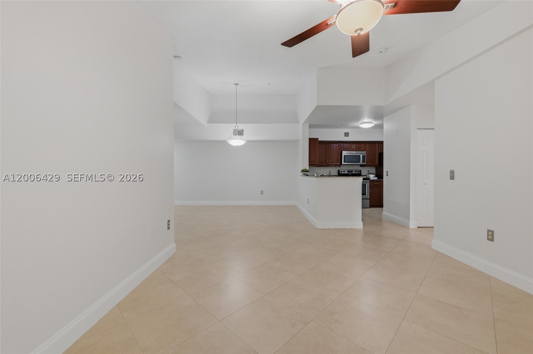 2451 Centergate Dr 303 Property Photo 6