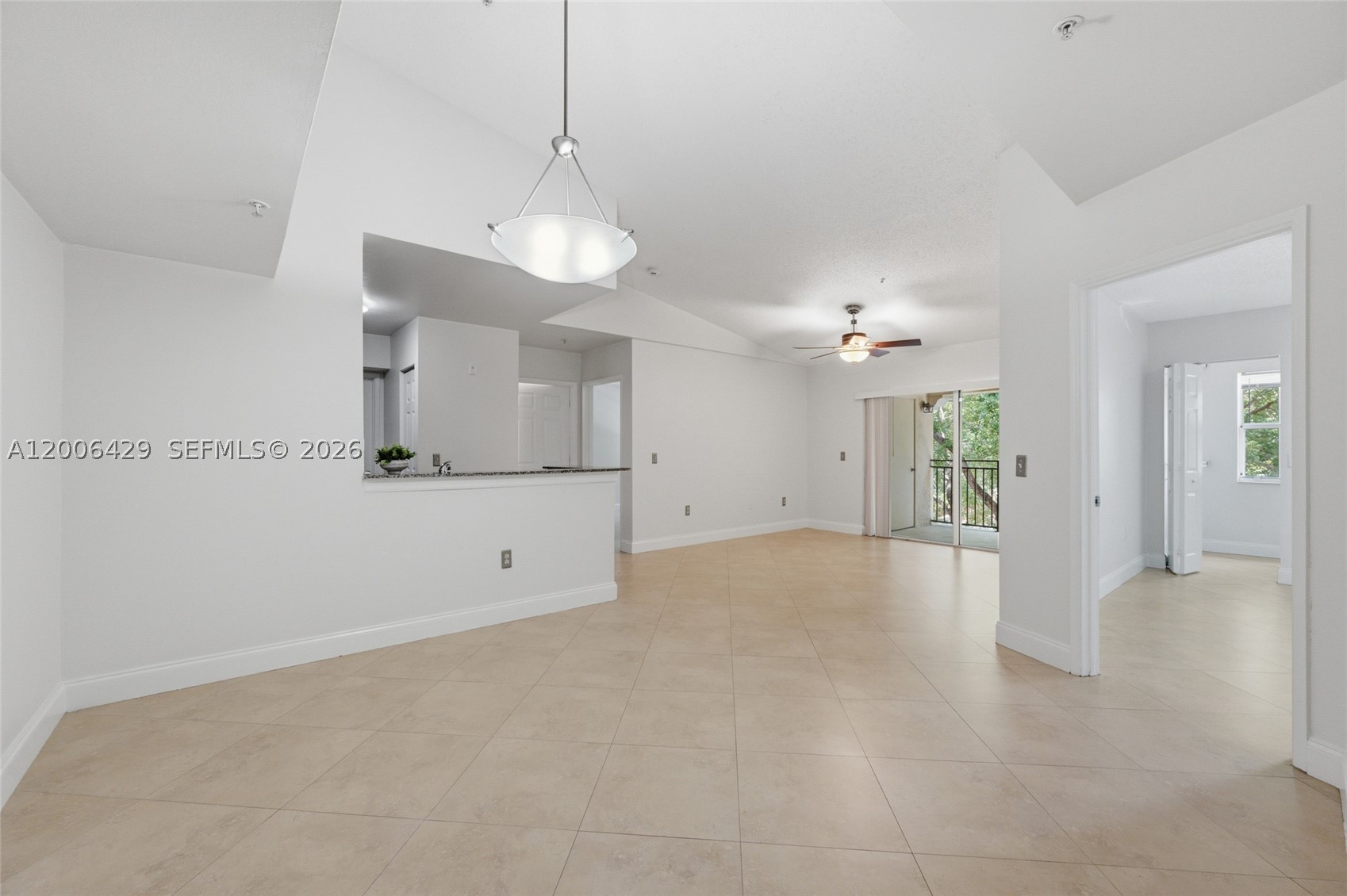 2451 Centergate Dr 303 Property Photo 18