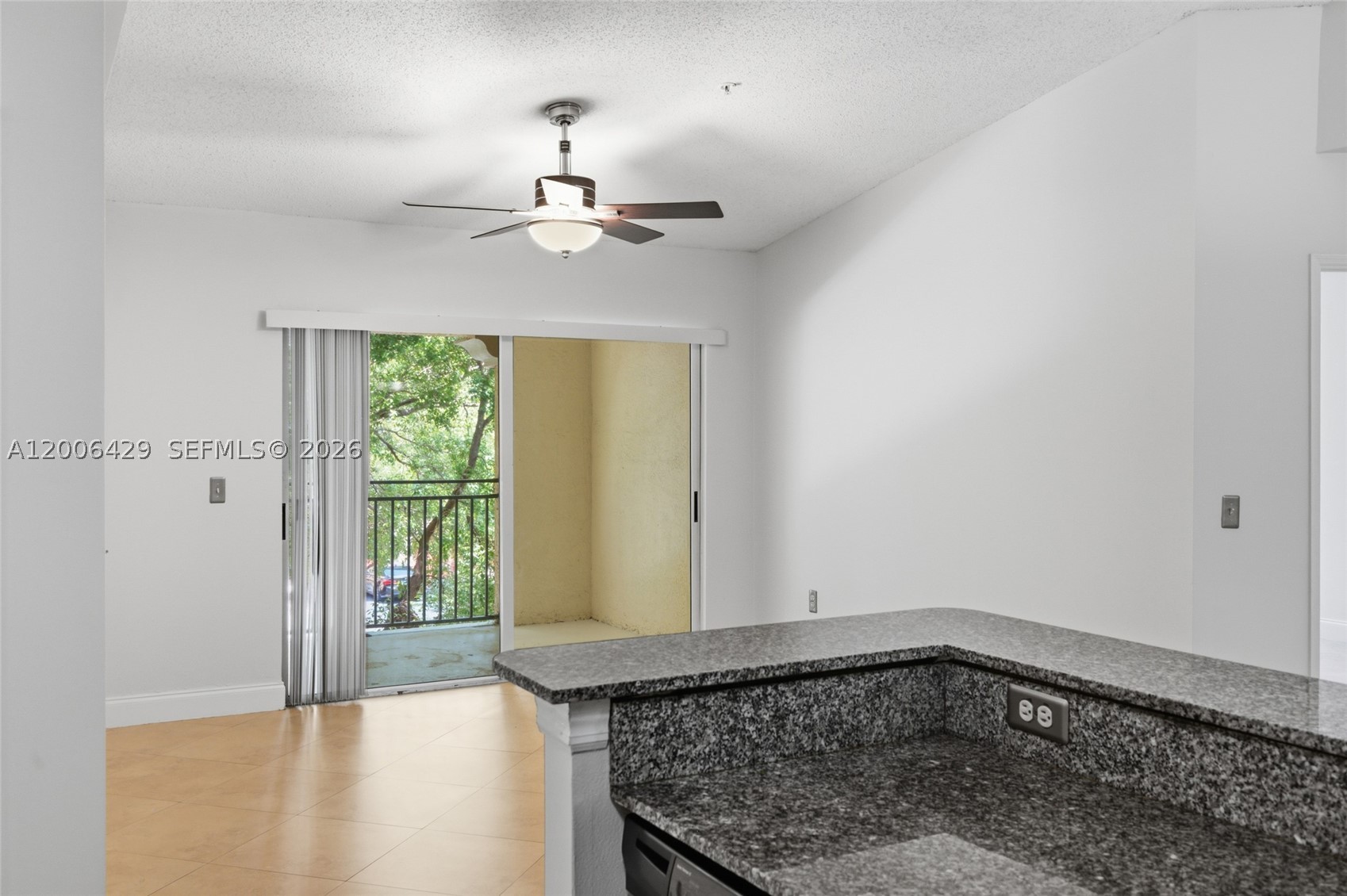 2451 Centergate Dr 303 Property Photo 21